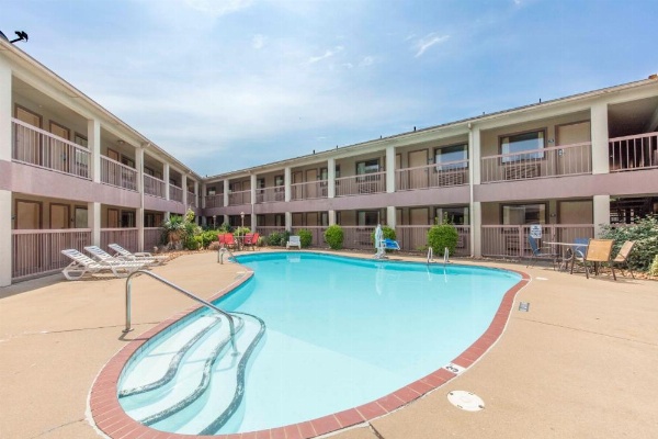 Motel 6-Little Rock, AR - Airport image 18